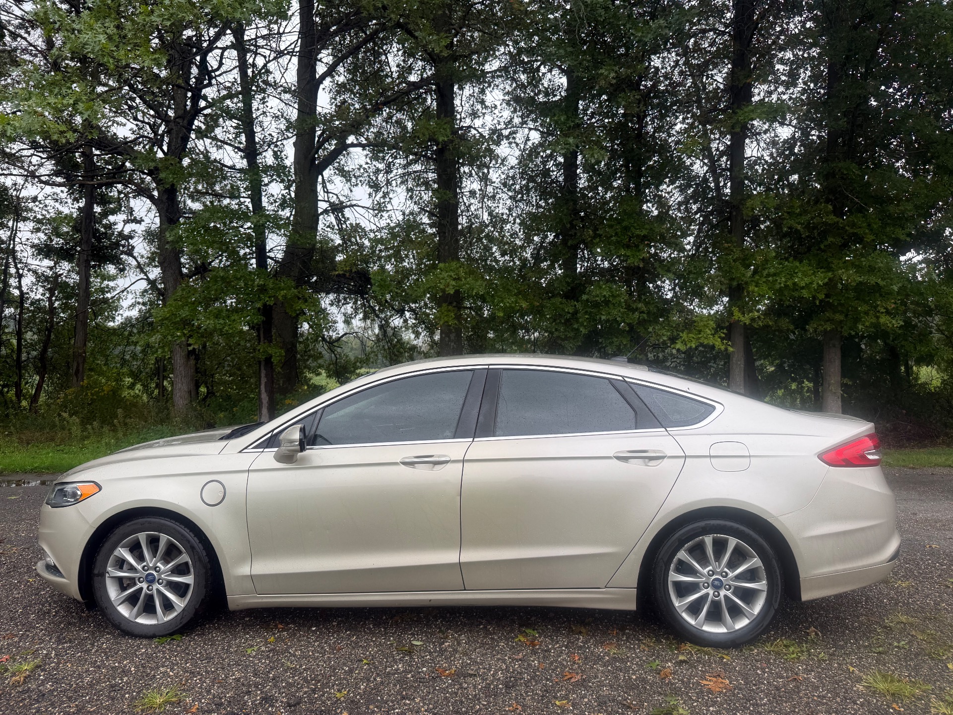 ford fusion energi 2017 3FA6P0PU7HR198043 image ford fusion energi 2017 3FA6P0PU7HR198043 image